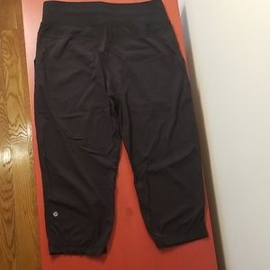 Lululemon Black Capris